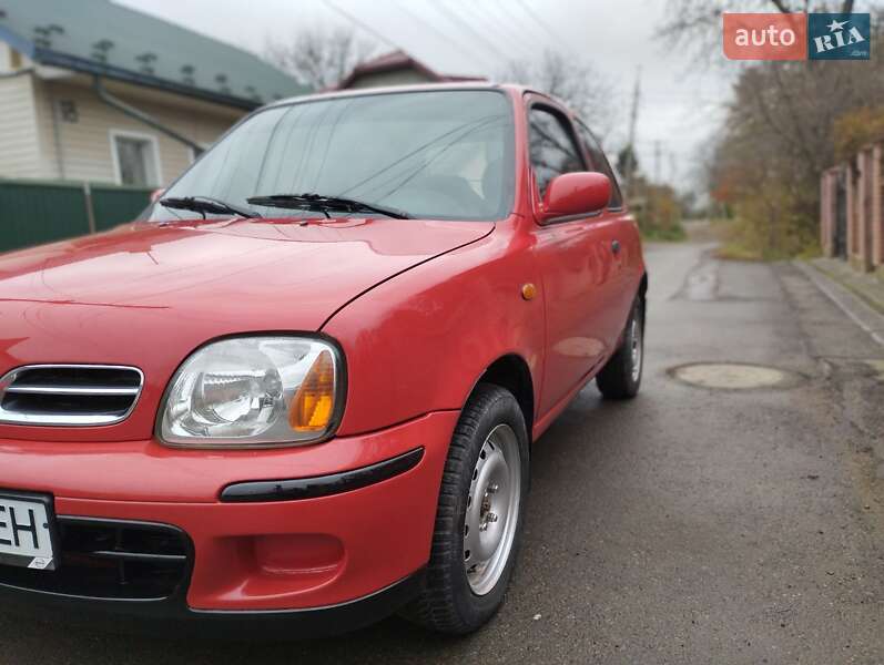 Хетчбек Nissan Micra 1999 в 