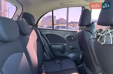 Хэтчбек Nissan Micra 2013 в 