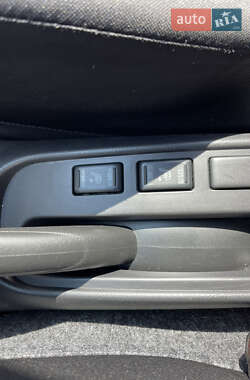 Хэтчбек Nissan Micra 2013 в 