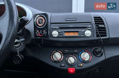 Кабриолет Nissan Micra 2006 в 