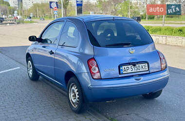 Хэтчбек Nissan Micra 2003 в 