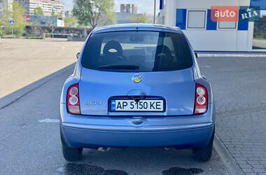 Хэтчбек Nissan Micra 2003 в 