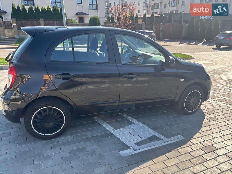 Хэтчбек Nissan Micra 2011 в Ровно