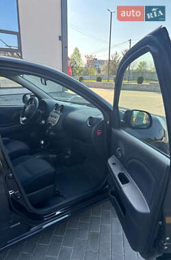 Хэтчбек Nissan Micra 2011 в Ровно