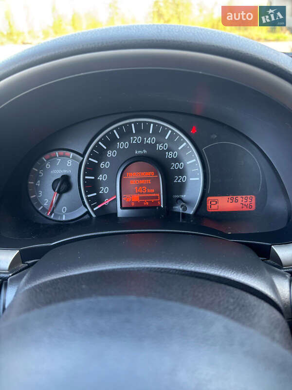 Хэтчбек Nissan Micra 2011 в Ровно