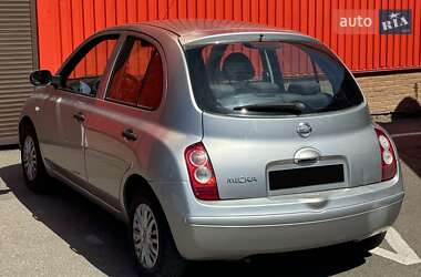Хетчбек Nissan Micra 2006 в 
