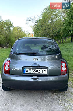 Хетчбек Nissan Micra 2005 в 