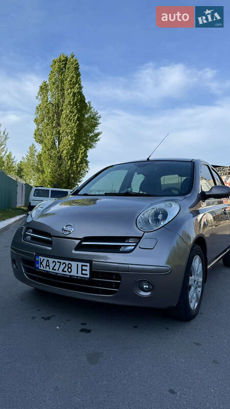 Хетчбек Nissan Micra 2006 в Києві