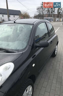 Хэтчбек Nissan Micra 2006 в 