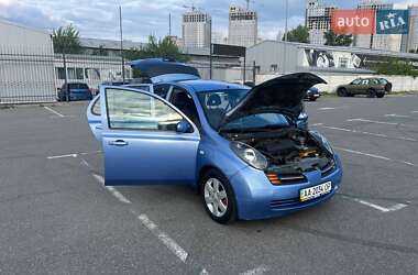 Хетчбек Nissan Micra 2004 в 