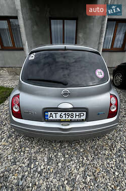 Хэтчбек Nissan Micra 2009 в 