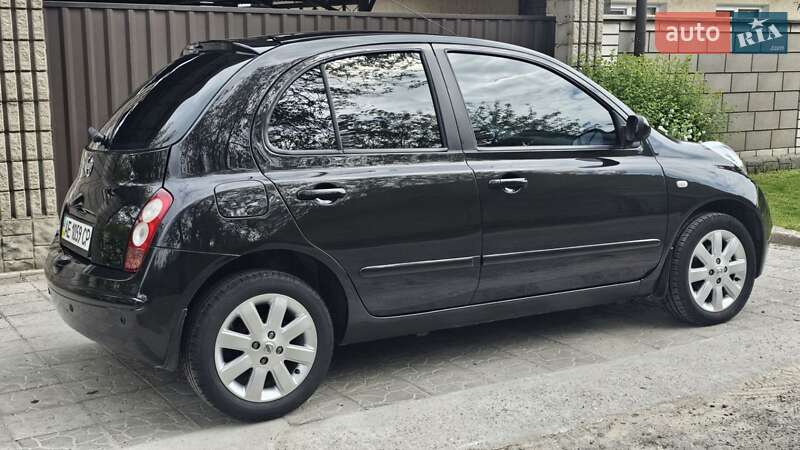 Хэтчбек Nissan Micra 2008 в Каменском