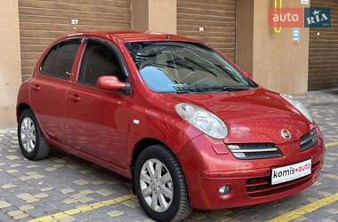 Хетчбек Nissan Micra 2005 в 
