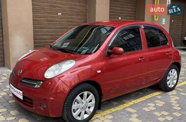 Хетчбек Nissan Micra 2005 в 
