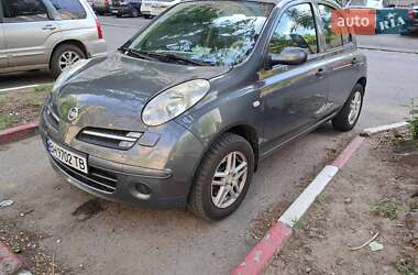 Хэтчбек Nissan Micra 2006 в 