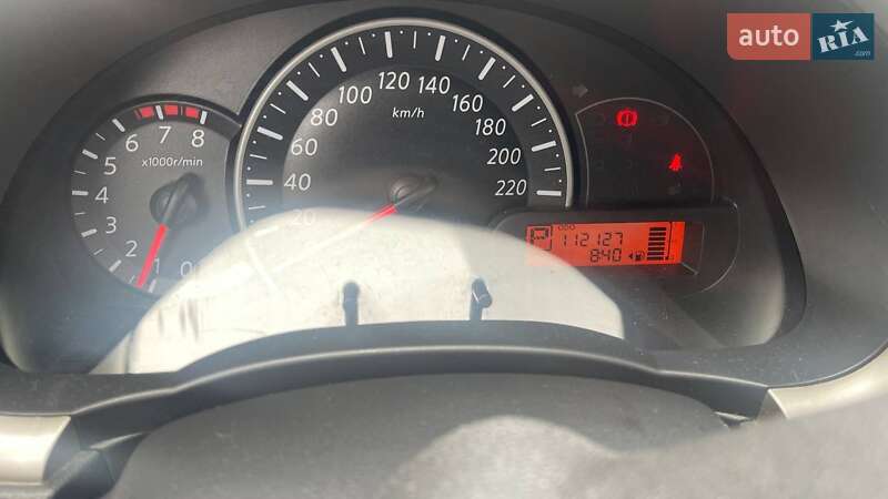 Хетчбек Nissan Micra 2013 в Львові