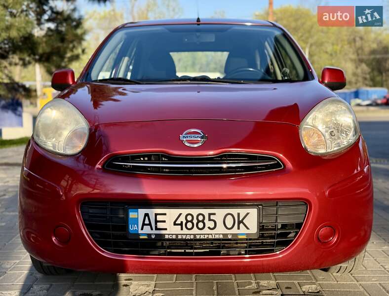 Хэтчбек Nissan Micra 2012 в Днепре