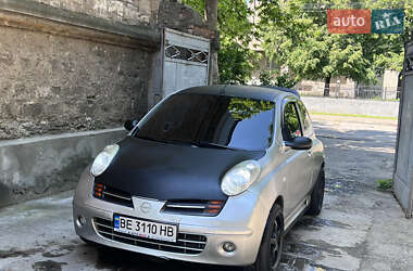Хэтчбек Nissan Micra 2003 в 