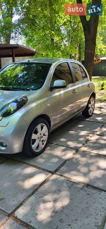 Хэтчбек Nissan Micra 2009 в Днепре
