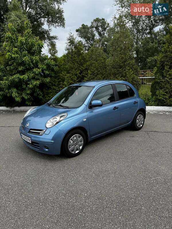 Хэтчбек Nissan Micra 2010 в Киеве