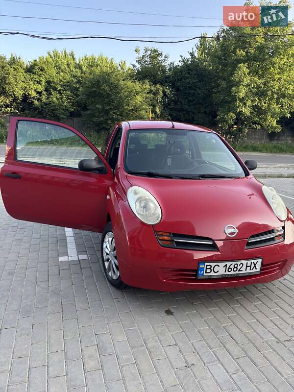 Хетчбек Nissan Micra 2004 в Львові