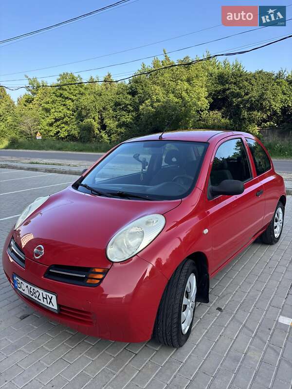 Хетчбек Nissan Micra 2004 в Львові