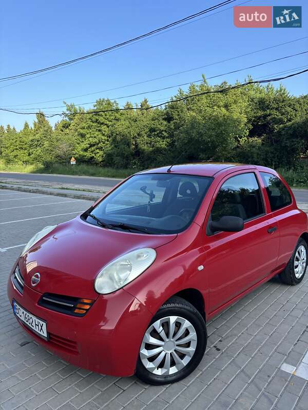 Хетчбек Nissan Micra 2004 в Львові