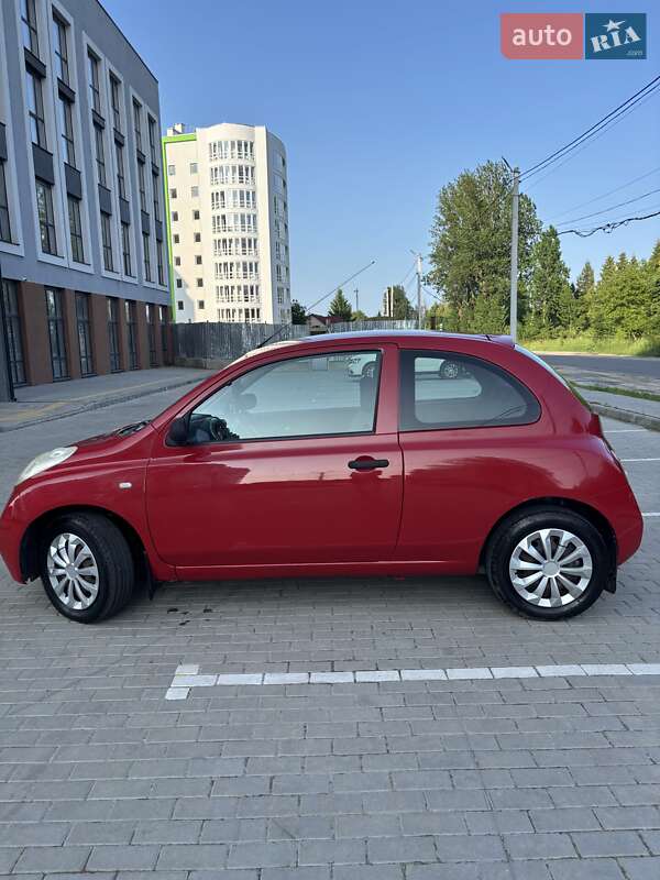 Хетчбек Nissan Micra 2004 в Львові