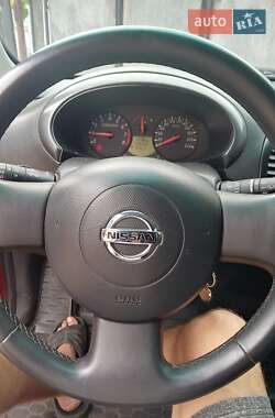 Хэтчбек Nissan Micra 2008 в 