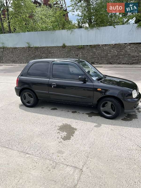 Nissan Micra 2001