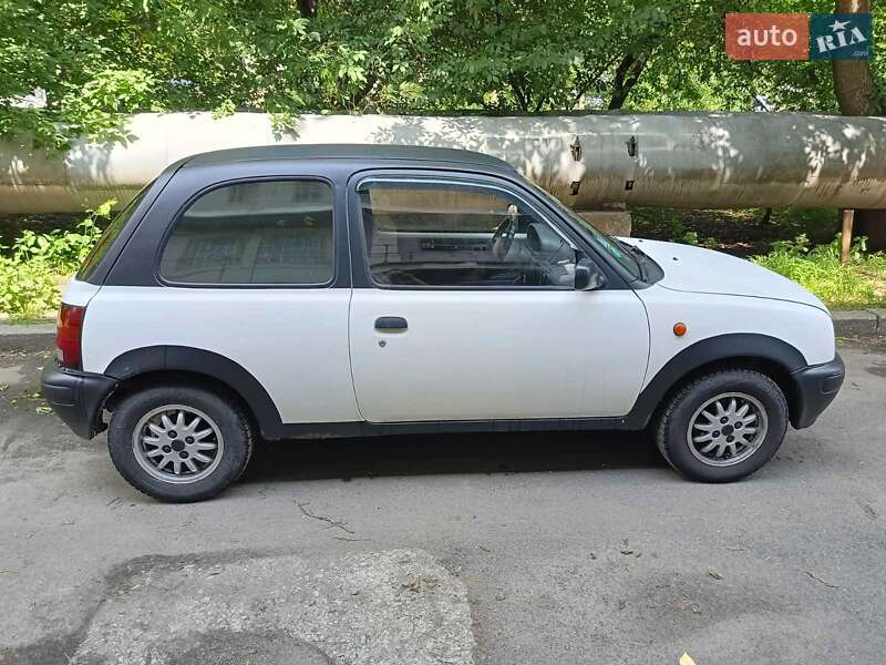 Хэтчбек Nissan Micra 1996 в Киеве