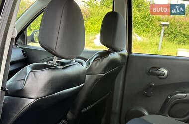 Хэтчбек Nissan Micra 2008 в 