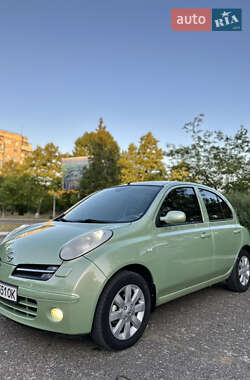 Хетчбек Nissan Micra 2006 в 