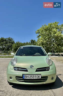 Хетчбек Nissan Micra 2006 в 