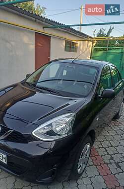 Хетчбек Nissan Micra 2015 в Запоріжжі