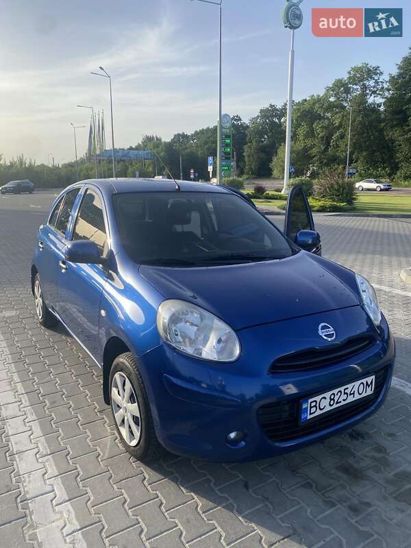 Хэтчбек Nissan Micra 2013 в Львове фото 12 Хэтчбек Nissan Micra 2013 в Львове