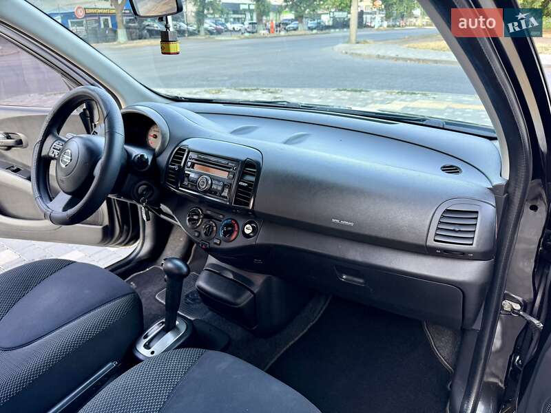 Хэтчбек Nissan Micra 2009 в Одессе