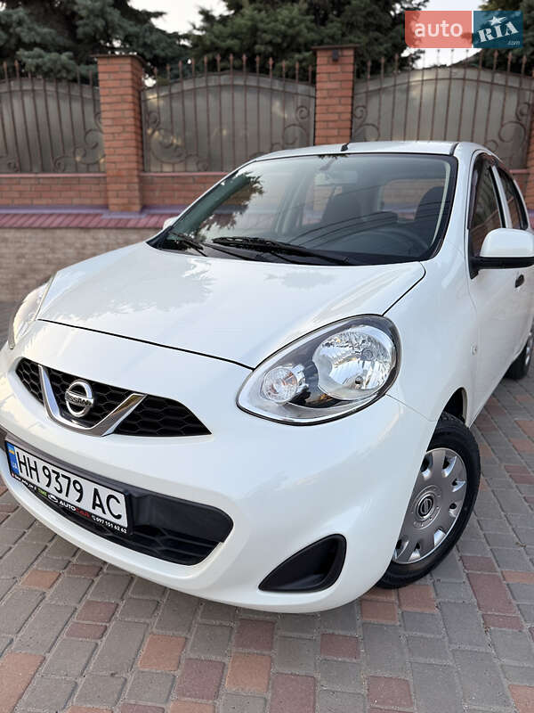 Хэтчбек Nissan Micra 2015 в Одессе