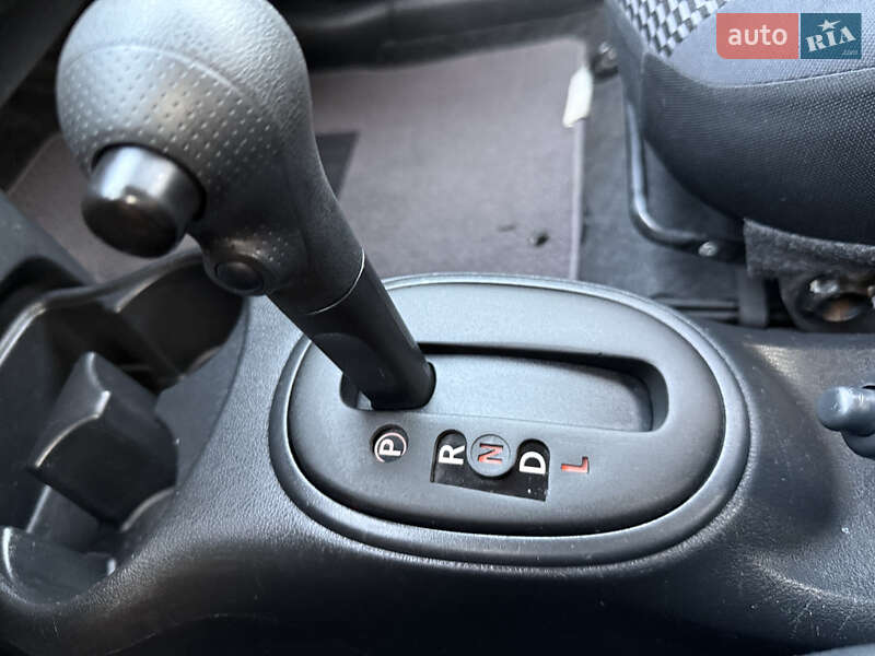 Хэтчбек Nissan Micra 2015 в Одессе