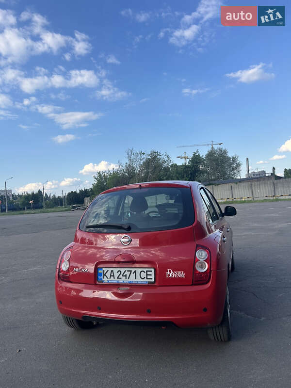 Хетчбек Nissan Micra 2010 в Києві