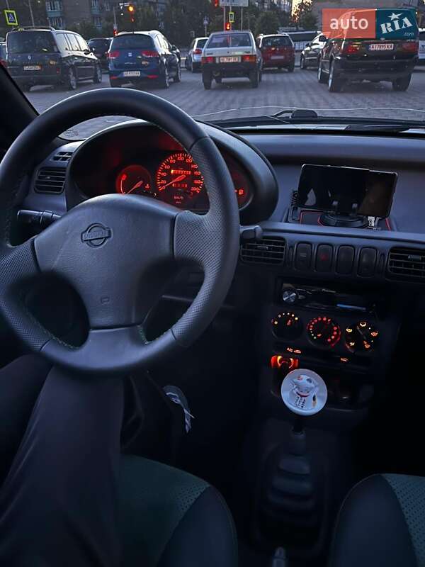Хетчбек Nissan Micra 1997 в Чорноморську