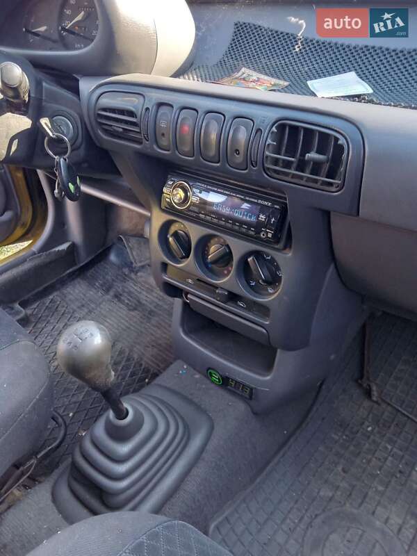 Хэтчбек Nissan Micra 1997 в Отынии фото 7 Хэтчбек Nissan Micra 1997 в Отынии