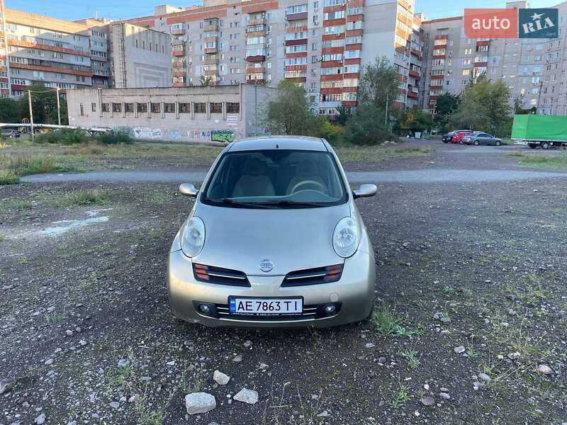 Хетчбек Nissan Micra 2003 в Дніпрі