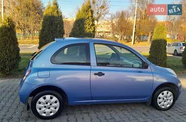 Хэтчбек Nissan Micra 2004 в Черновцах