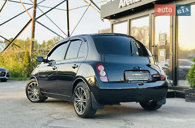 Хэтчбек Nissan Micra 2003 в 