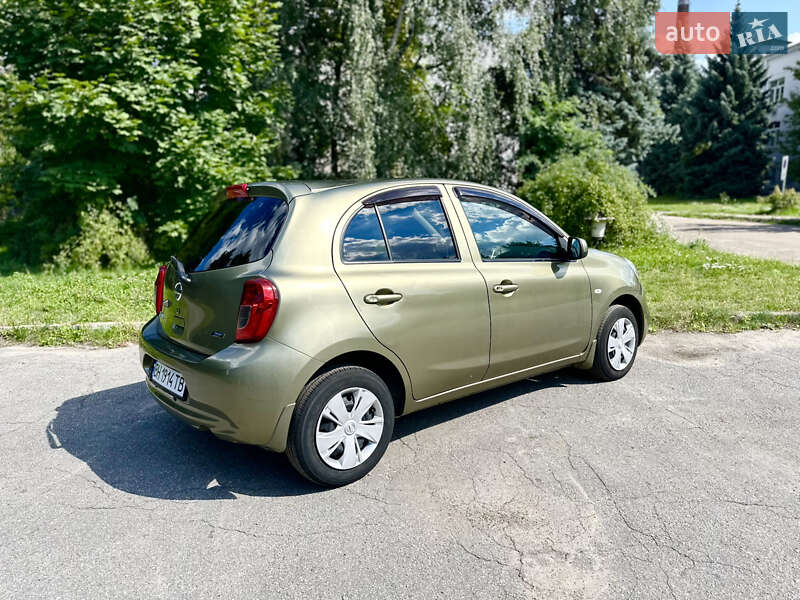 Хэтчбек Nissan Micra 2013 в Киеве