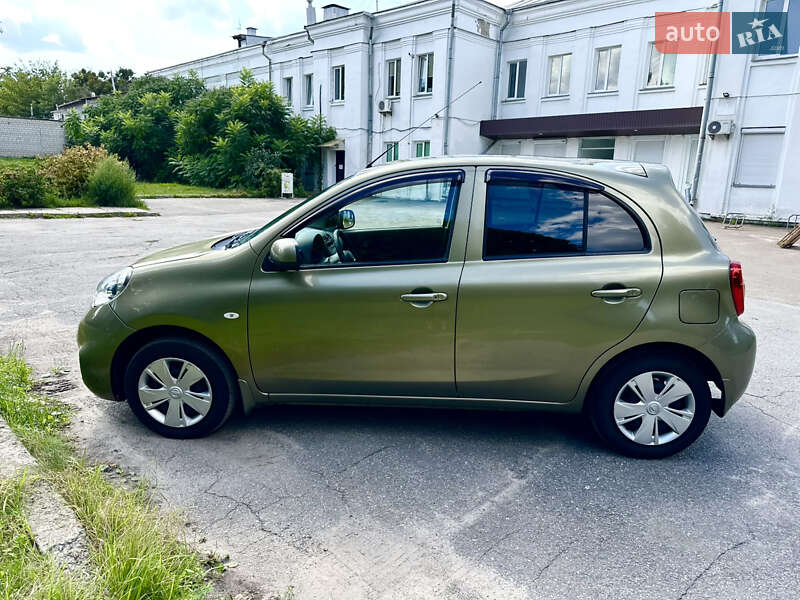 Хэтчбек Nissan Micra 2013 в Киеве