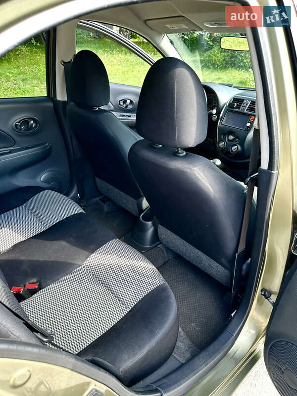 Хэтчбек Nissan Micra 2013 в Киеве