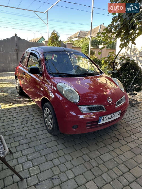Хетчбек Nissan Micra 2009 в Ужгороді