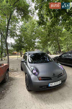 Хэтчбек Nissan Micra 2003 в  фото 7 Хэтчбек Nissan Micra 2003 в